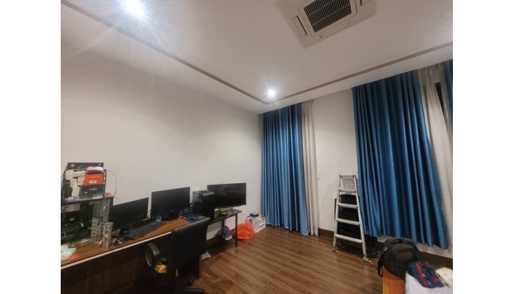 Bán Nhà MTKD 3Tầng Vip Hiệp Phú 130m2_5*25.5m Chỉ 11.2 tỷ Định Cư Bán Gấp